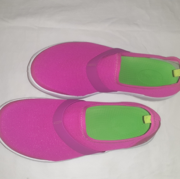 Women's Oofos Sz.9 Recovery EUC' - Picture 6 of 9